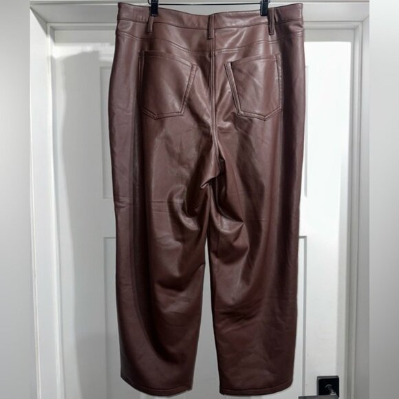 Faux leather High waisted Straight Leg Pants - Picture 3 of 9